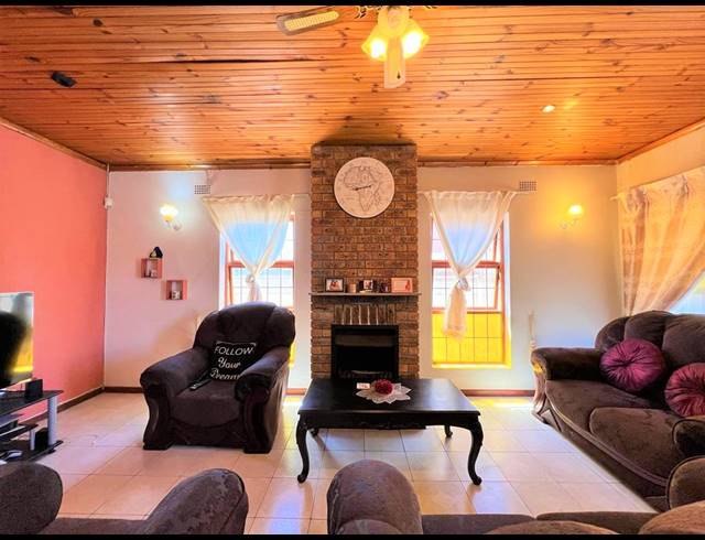 3 BEDROOM HOUSE FOR SALE IN RAVENSMEAD